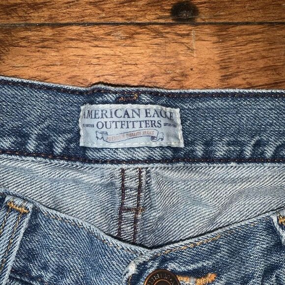 American Eagle distressed Hipster flare normcore size 5 jeans - Picture 2 of 4